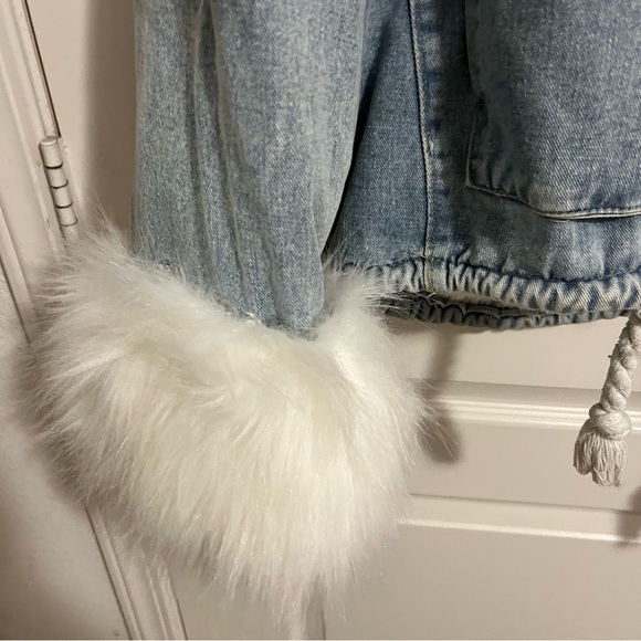 Denim Jacket with Faux Fur Trim - Picture 3 of 6